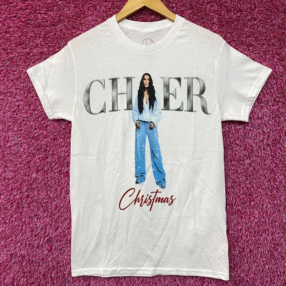 Cher Christmas Short Sleeve Graphic T-Shirt Small